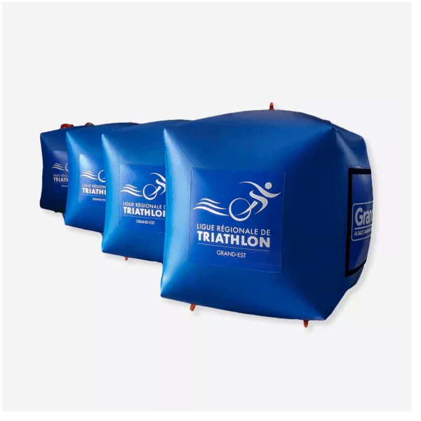 Bouée gonflable cubique